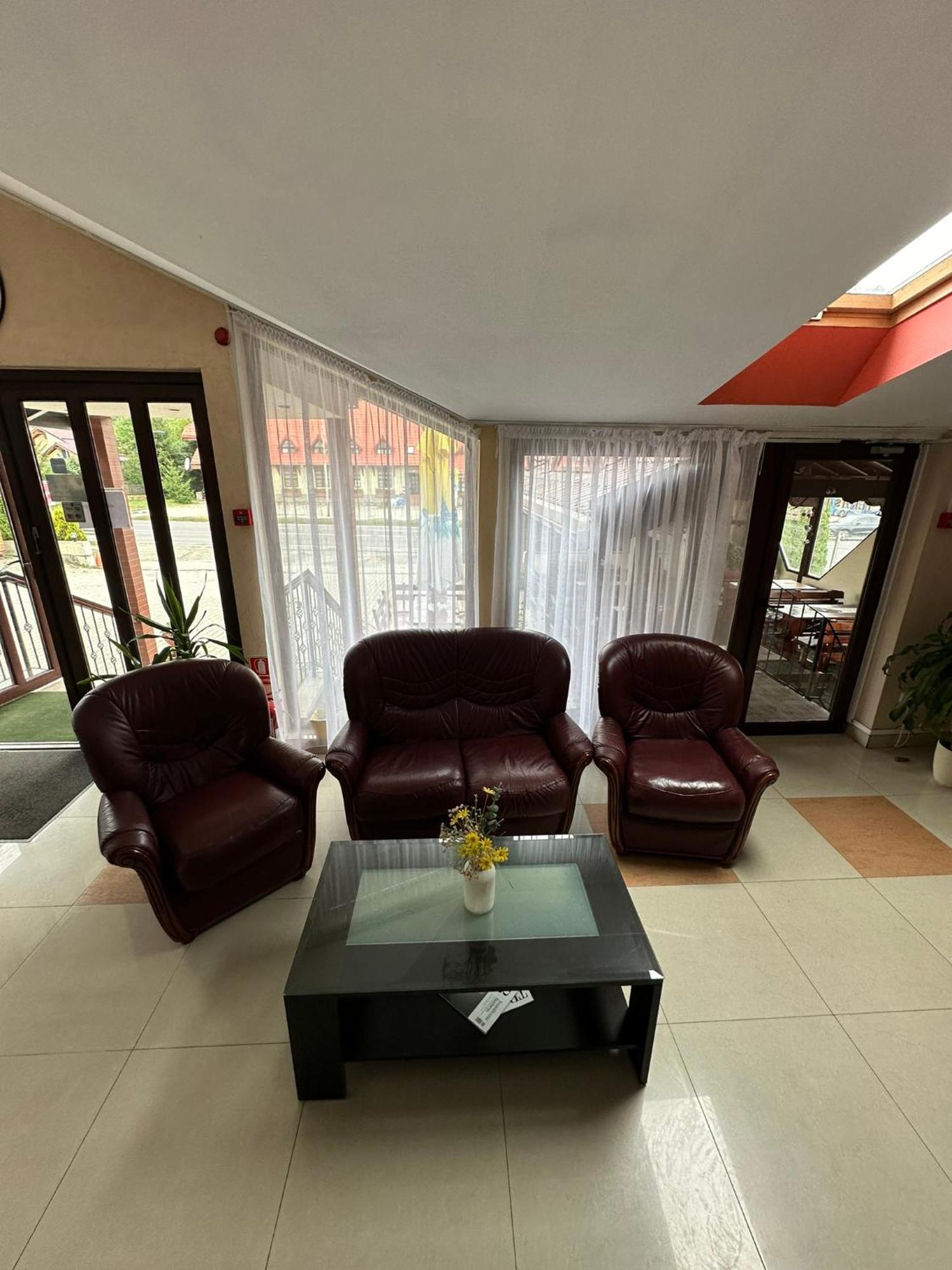 Restaurant Motel Dolorean Săcele Εξωτερικό φωτογραφία